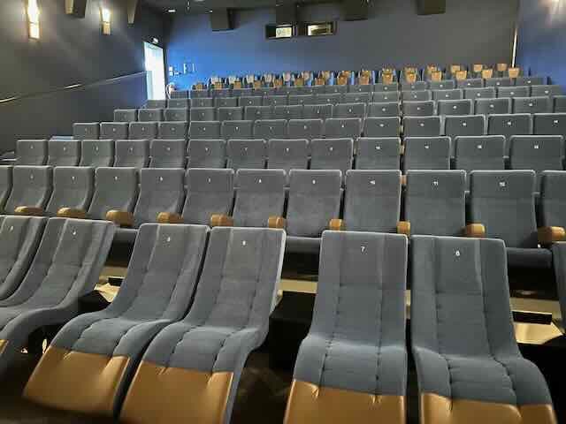 Cinema Preview Image 4 Blue Boxx